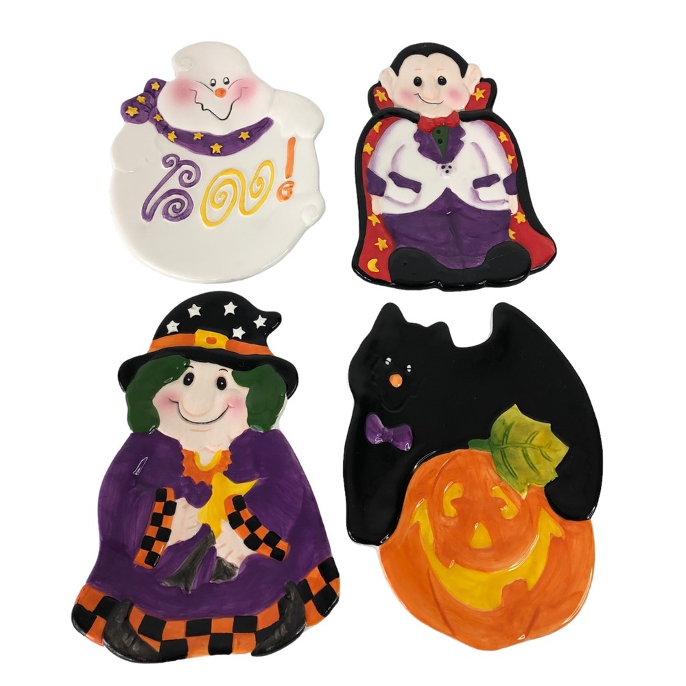 Halloween 7” Ceramic Snack Plates Set Of Four Party Fall Witch Dracula Cat Ghost